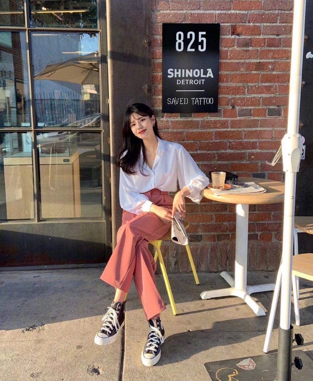 初秋穿搭小姐姐,秋天时髦小姐姐的韩系穿搭火了