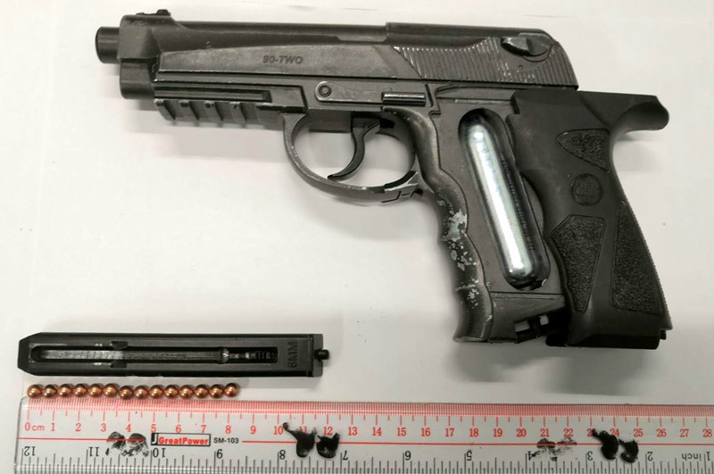 又一起！香港青年私藏*珠钢**枪被捕曾扬言支持暴徒