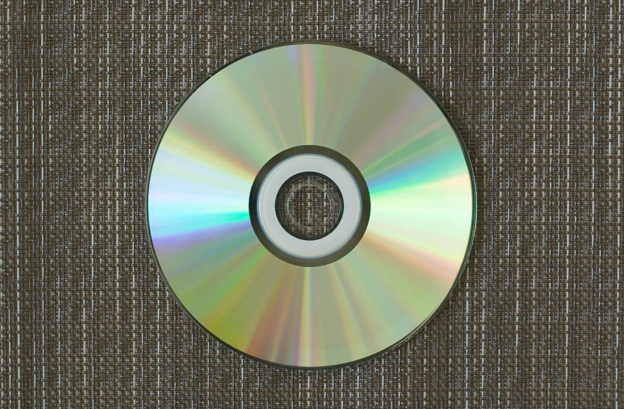 光盘哪一年被淘汰了,为什么光盘现在逐渐淘汰