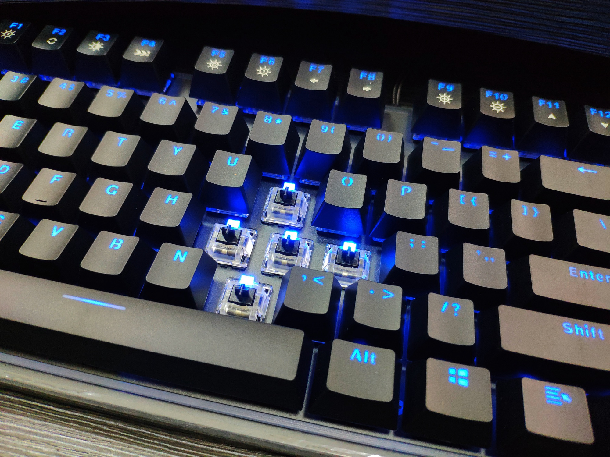 入门级机械键盘选雷柏还是达尔优,入门级机械键盘推荐