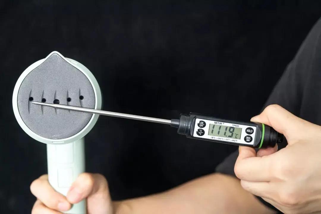 挂烫机中的Iphonexs！1台=蒸汽挂烫机+电熨斗，除皱定型一机搞定