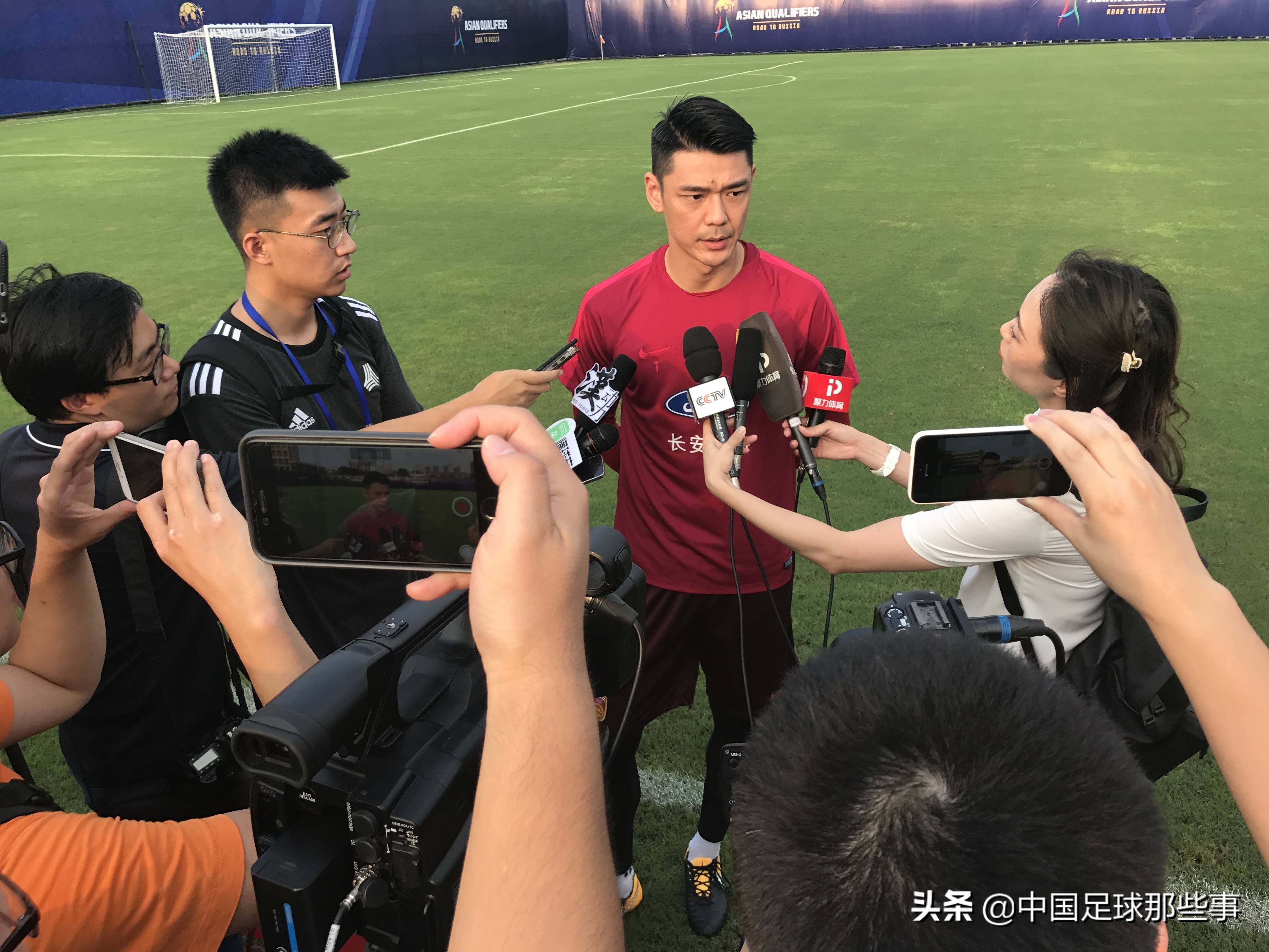 中国足坛第一帅哥,足球史上最帅的球员排名