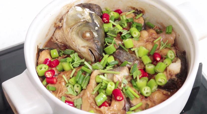 炖鱼的正确做法及调料,炖鱼有哪些香料好吃又简单