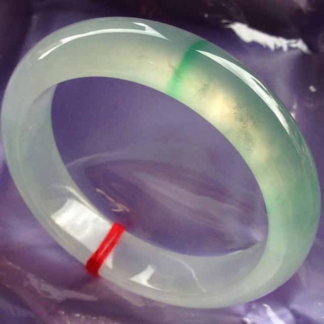 翡翠冰种，翡翠冰糯种，傻傻分不清?（内含辨别方式）