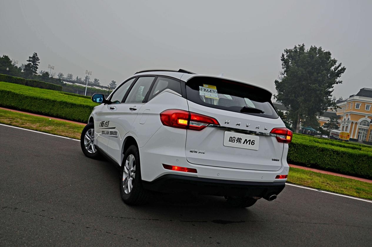 长城哈弗m6自动挡黑色,m6哈弗霸气
