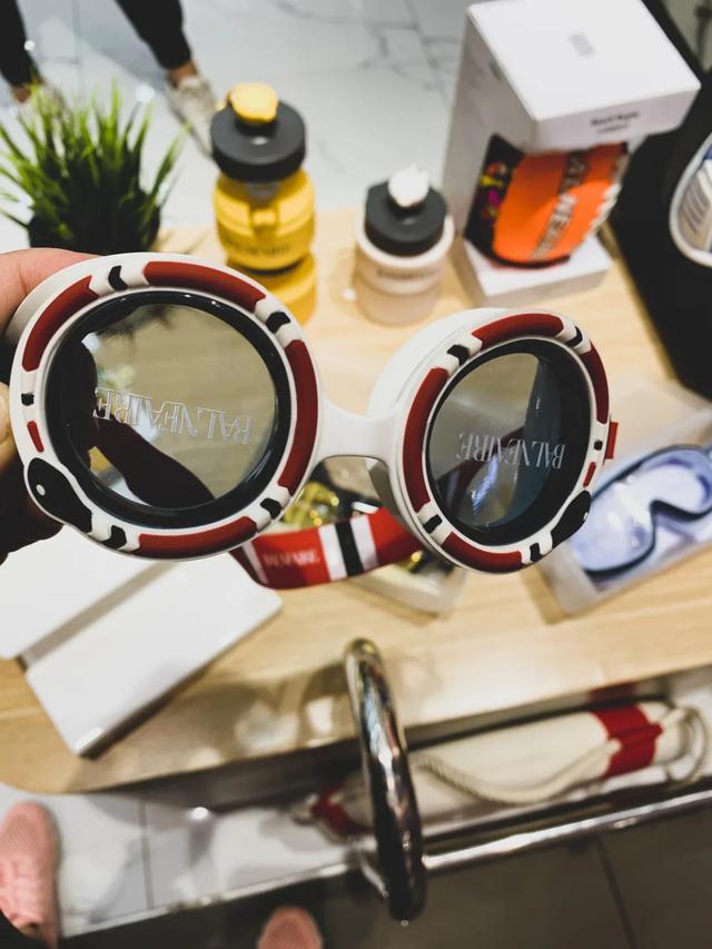 带宝宝游泳有必要吗,带孩子游泳需要带什么