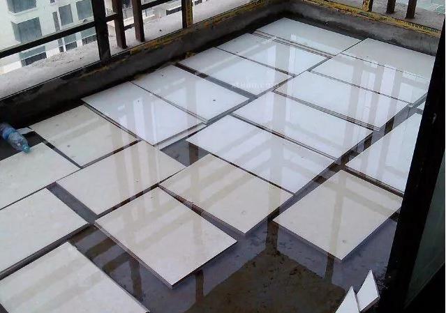 揭秘瓷砖行业潜规则商家坑人,瓷砖低价套路