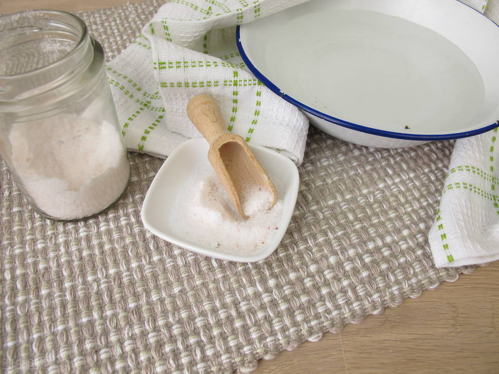 出汗多的人要吃什么,出汗多吃什么营养素好