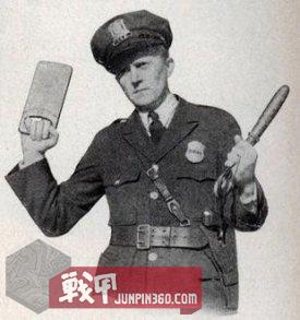 战甲讲堂：棍中不二——全面认识伸缩棍