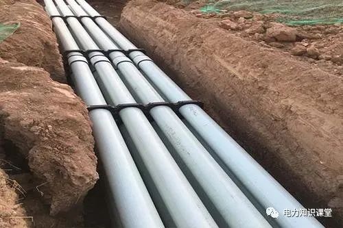 电缆敷设和导管内穿线哪个先做,导管内穿线隐蔽验收内容怎么填