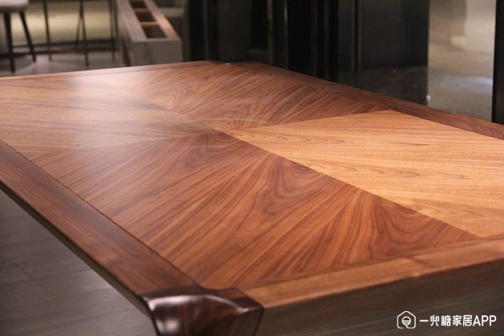 精致轻巧省空间，让你的餐厅韵味十足丨华师傅传匠实木餐桌测评