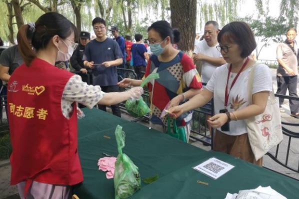 凌晨5点多的西湖,凌晨三点西湖排长队