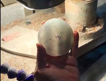 全是裂的沙枣青籽料,全是裂的珠宝