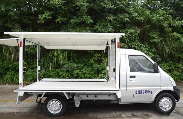 五菱不愧是大中华第一神车,五菱不愧是秋名山神车