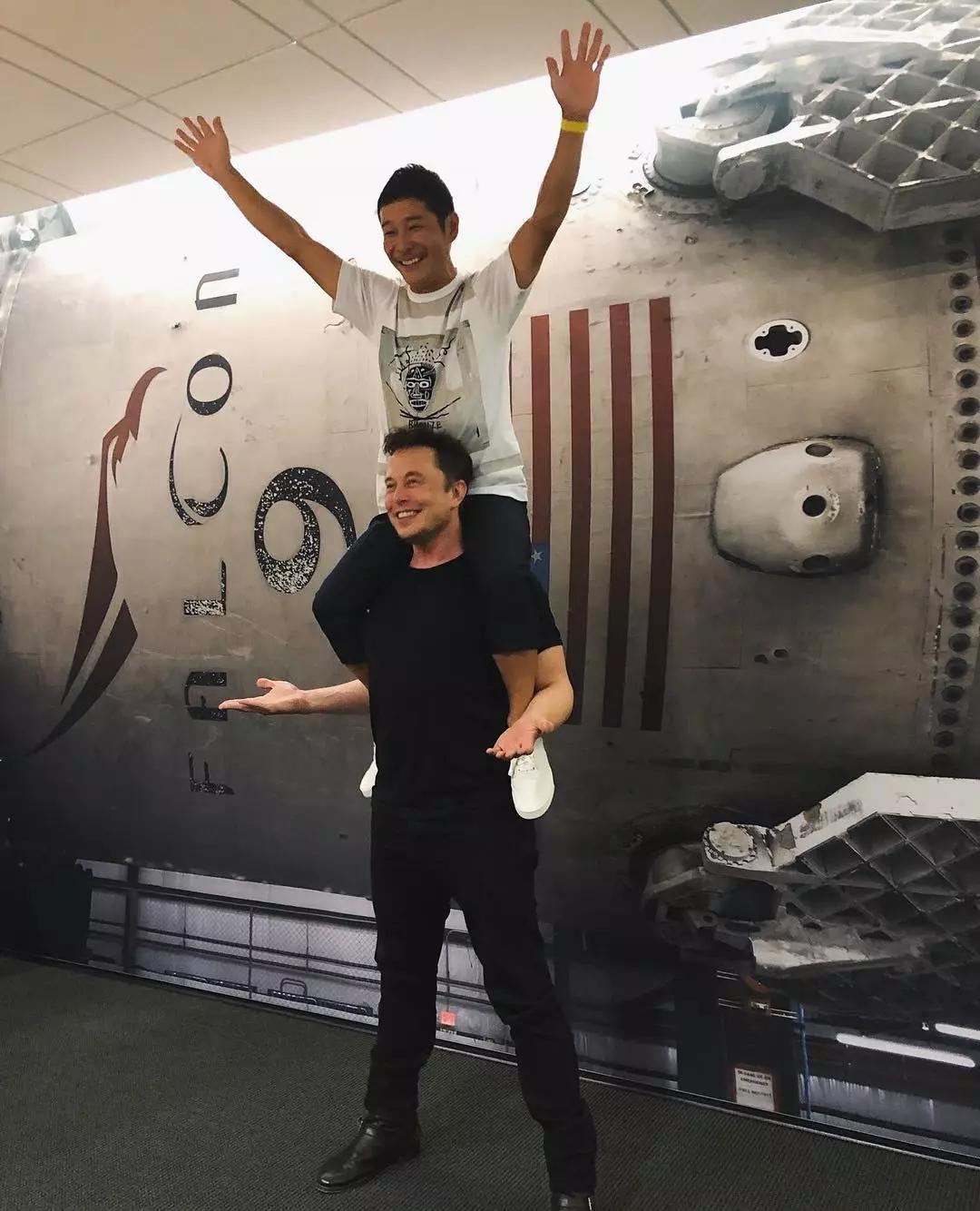 日本身价2220亿的富豪网上征婚，网友表示：“我可以！”