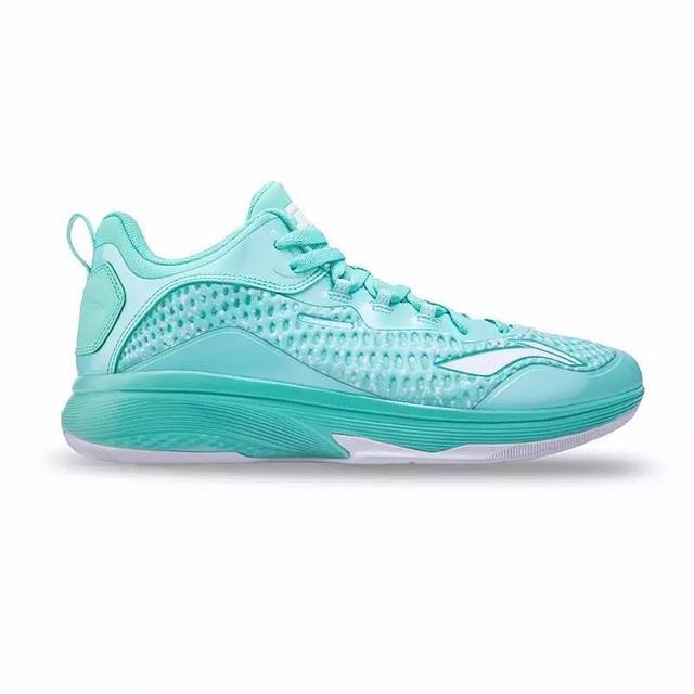 周琦和曾凡博天赋,曾凡博周琦