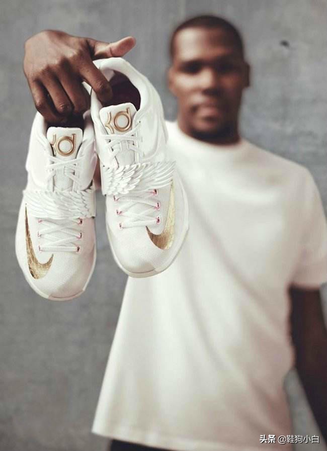 杜兰特上脚过的所有球鞋,杜兰特上脚球鞋2024年