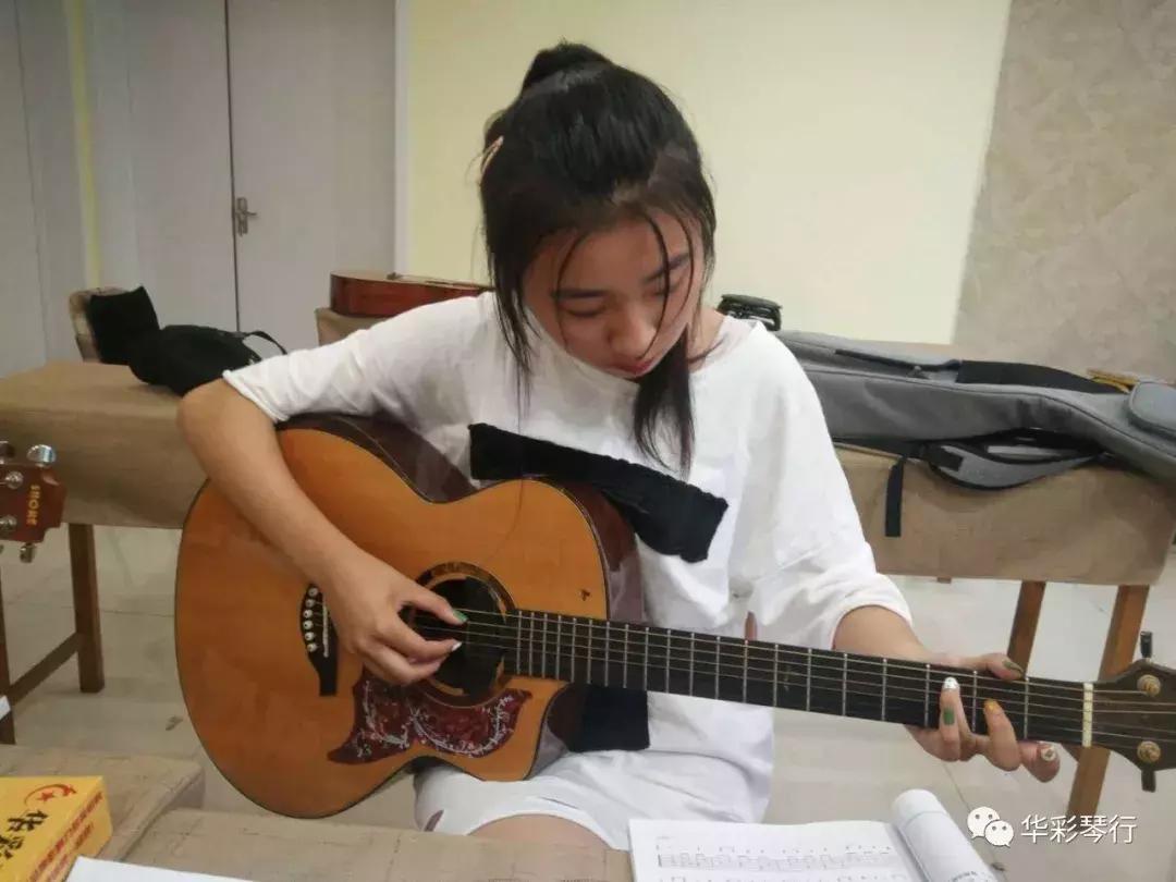 中高考声乐培训,中高考艺术生声乐培训