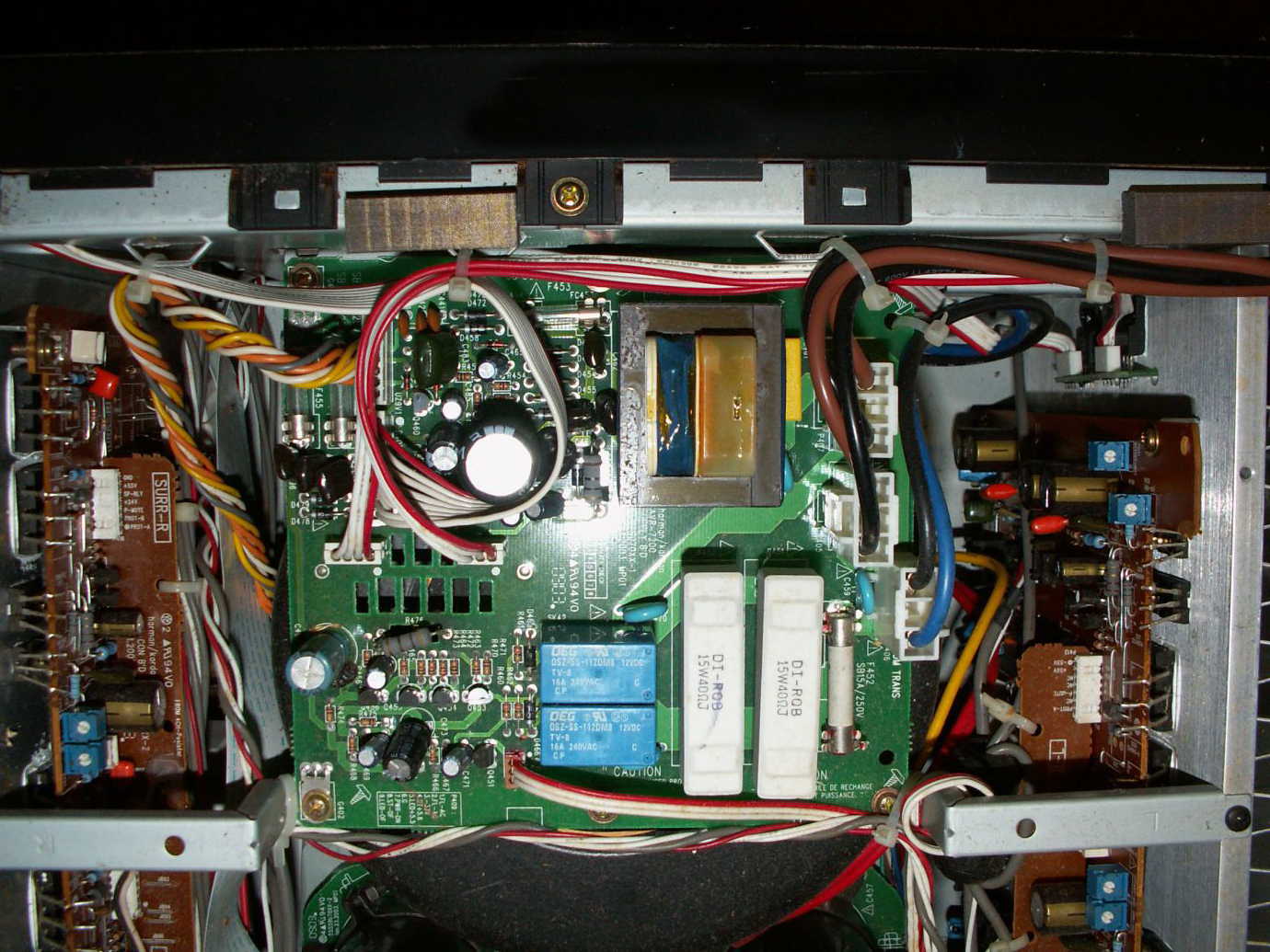 维修一台60多斤的高端影音环绕功放