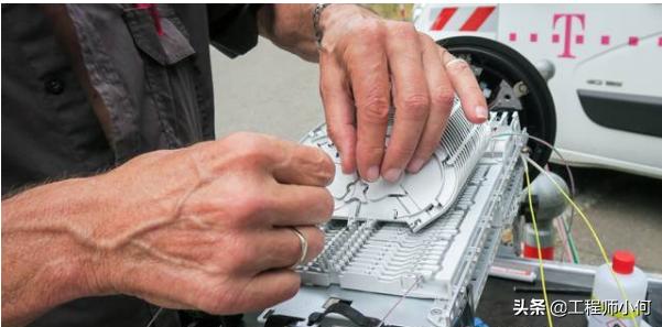 一位65岁德国通信工程师是怎样尊重技术的？