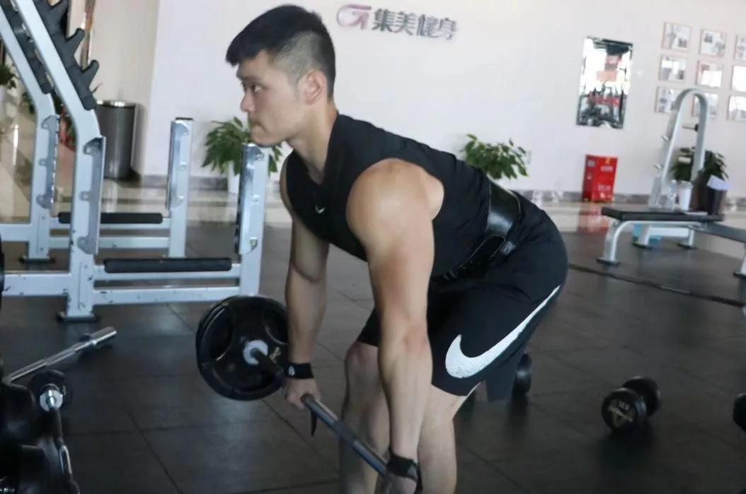 家长要注意哪些男孩子的雷区,家长担心男孩偏向女性化