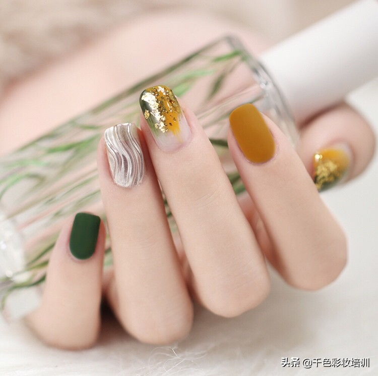 奶甜双拼美甲,美甲奶甜