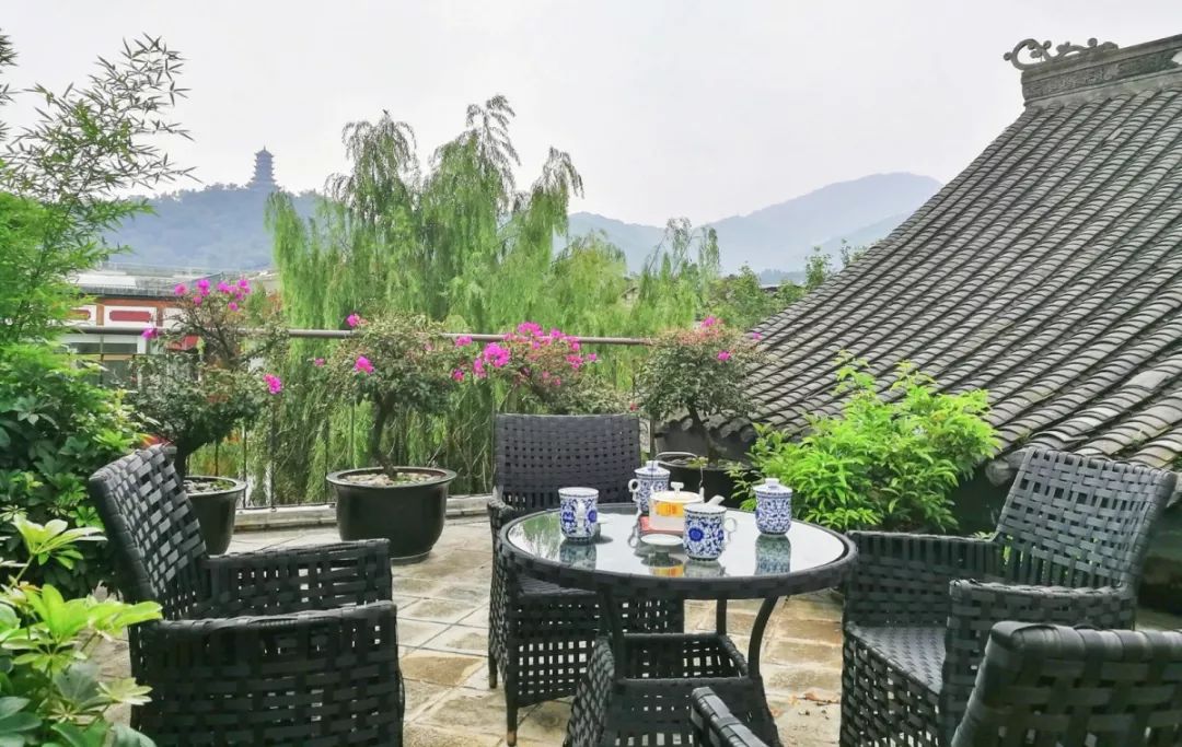 春节住哪里？水灵妹儿为你奉上都江堰最全住宿攻略，快来这里过一个幸福团圆年~