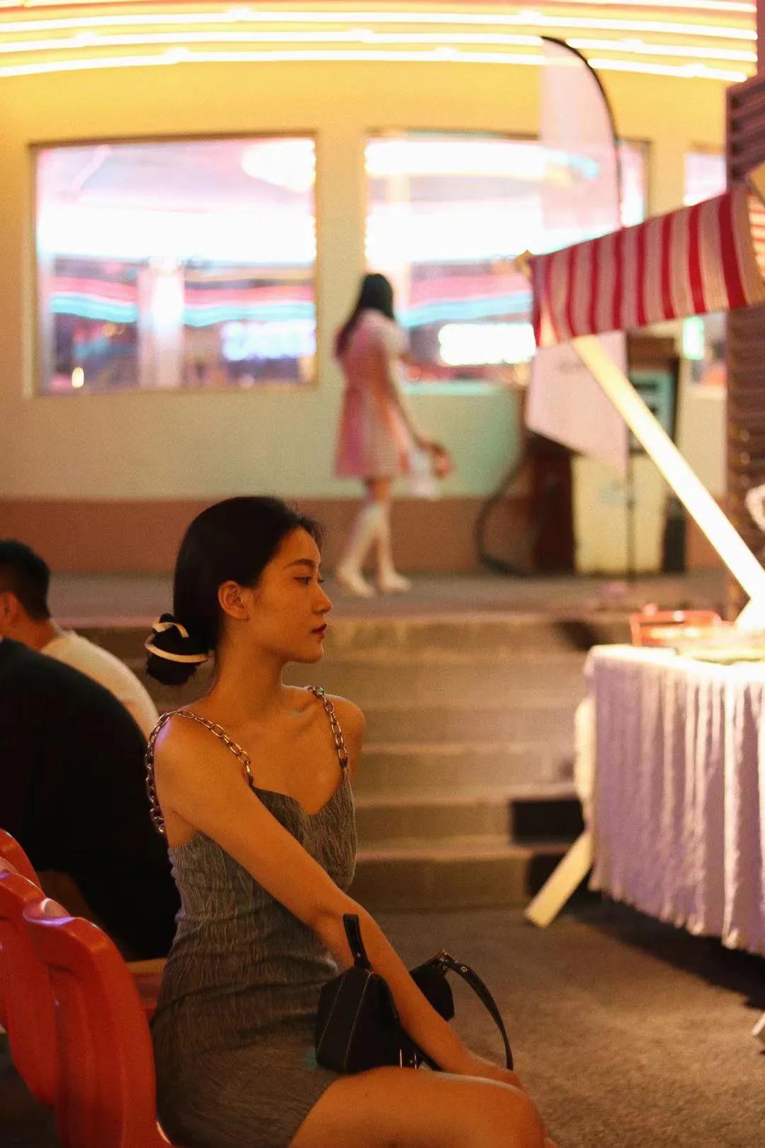 今年必入手的小裙子,比bm便宜的店铺