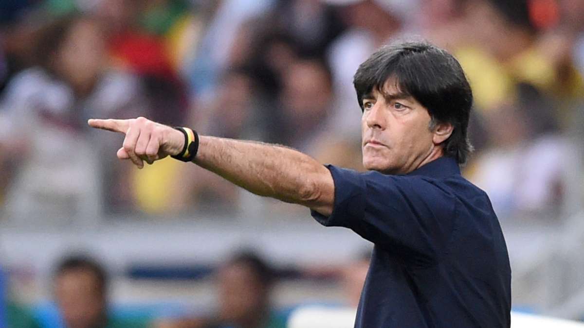 短短几年由天堂到地狱，到底是谁坑了德国足球？