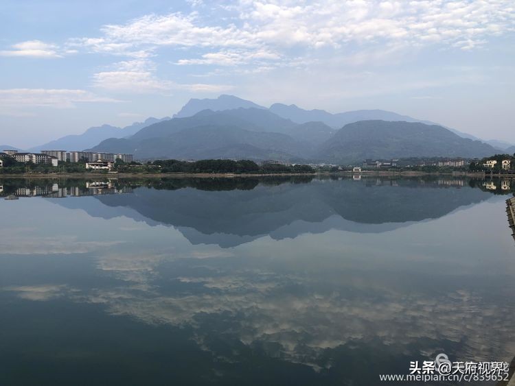 中国百慕大黑竹沟了解一下,穿越黑竹沟揭秘中国百慕大