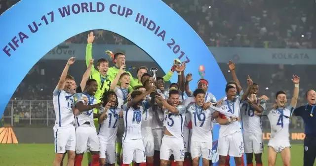 英格兰逆袭,英格兰大胜荷兰