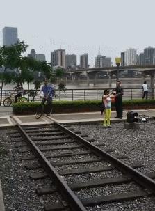 有趣的灵魂离不开完美的身材,有趣的灵魂需要好看的皮囊来搭配