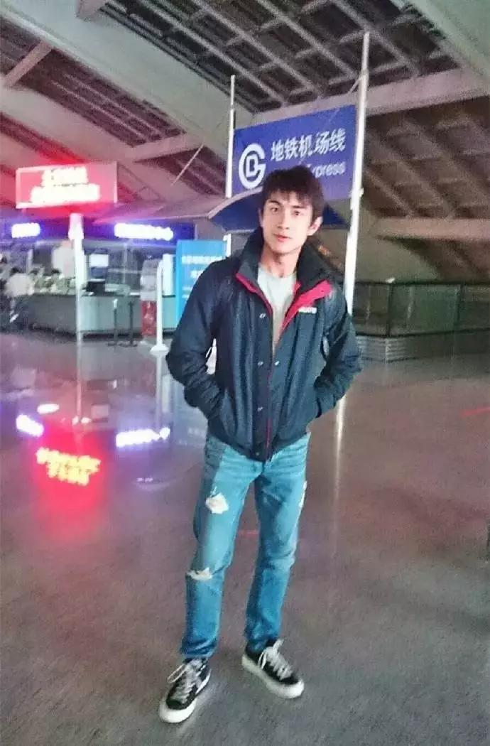 林更新有多低调,林更新衣服海澜