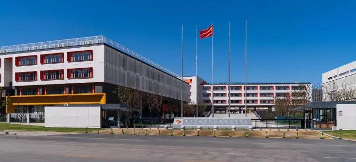 南京民办大专学费一览表,南京民办初中学费一览表