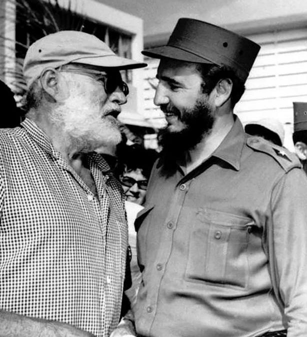 海明威：早年经历5次战争4次车祸2次坠机，晚年却因为FBI而自杀