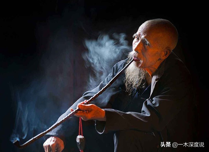 古话说两腮无肉不可交是什么意思,两腮无肉不可交经典语录