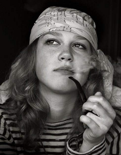 小猪烟斗新手教学,小猪烟斗新手教学视频