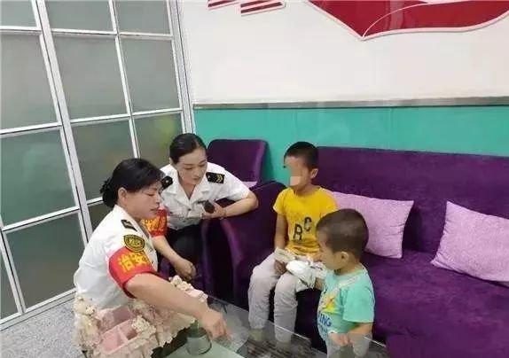 为了孩子不要吵架的图片,为了孩子父母不可乱说话