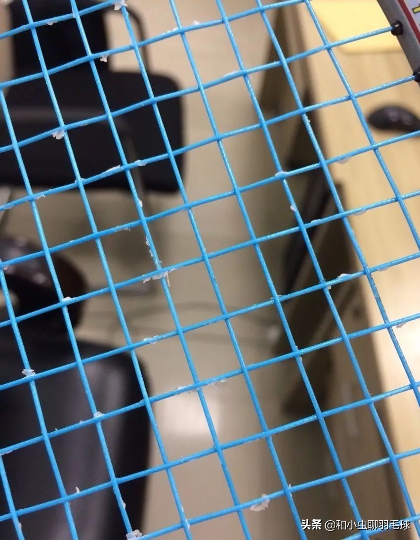 羽毛球拍拉线最均匀的方式,羽毛球拍拉线怎样才能少走线