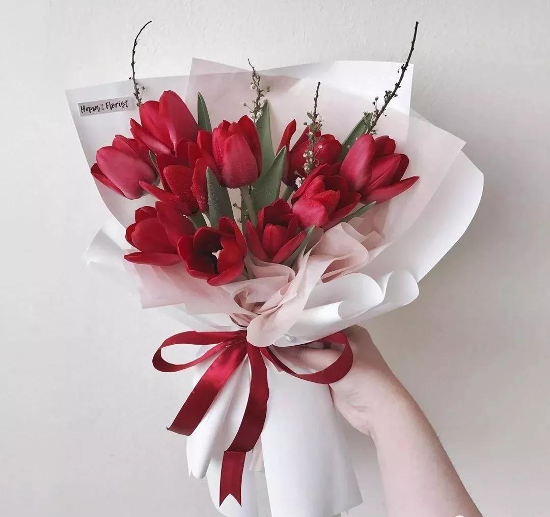 花材正确处理方式及日常养护,花材换水