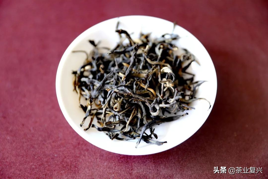 老班章熟茶的口感和特点,老班章熟茶中哪个比较好喝