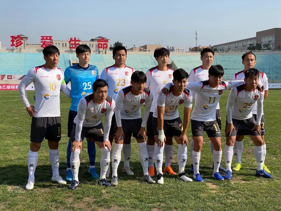 冲上中乙，是上海这家业余足球俱乐部成立十周年的最好礼物
