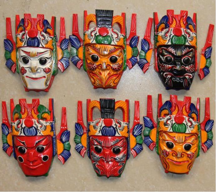 榆木的大门,檀香木房间门