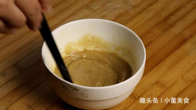 酥脆葱油饼的最简单制作方法,怎么做葱油饼才能香酥脆最好吃