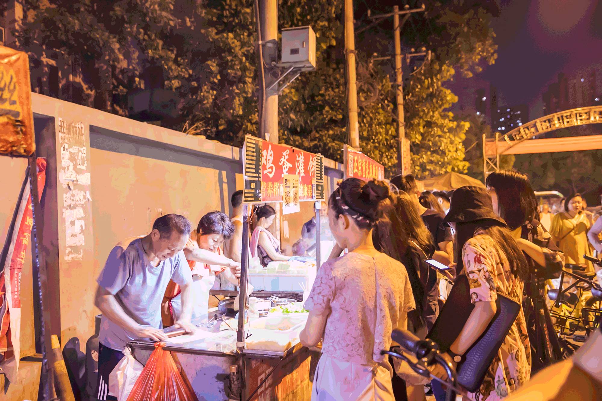 武汉南湖附近堕落街,武汉南湖堕落街