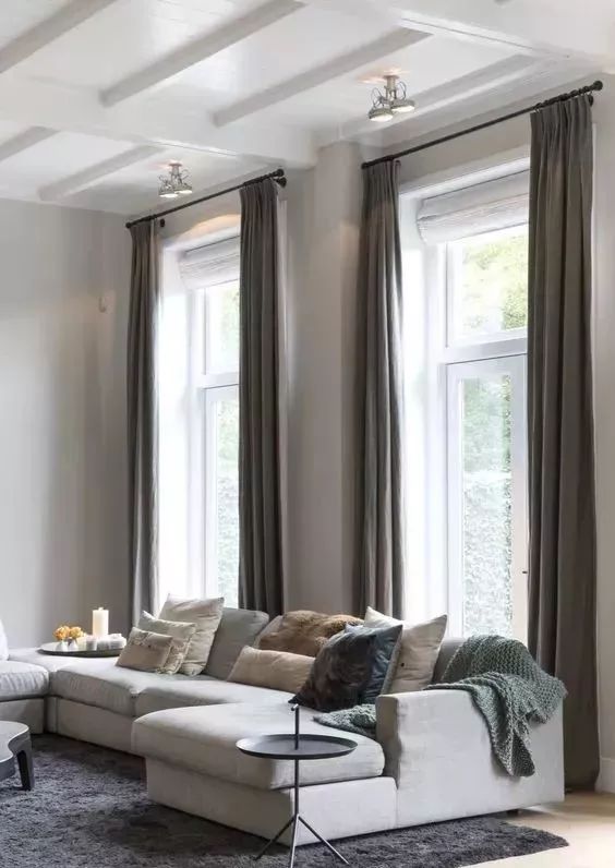 卖窗帘的一个月挣多少钱西安,卖窗帘一米有多少利润