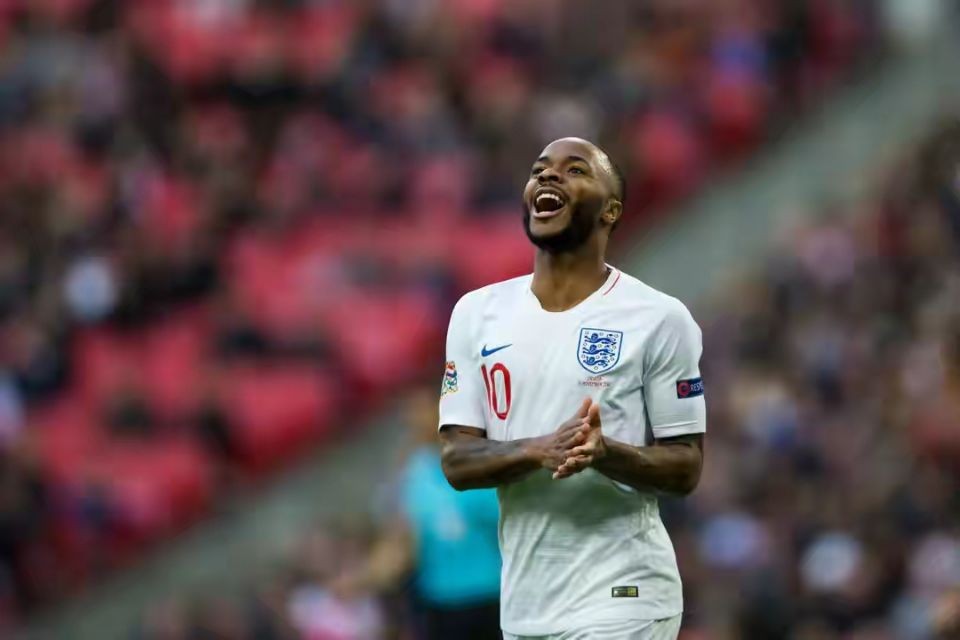 西班牙3比1淘汰瑞士进四强,瑞士西班牙意大利