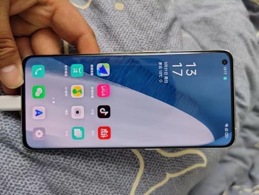 2K+120Hz曲面屏+双主摄+60倍变焦，跌至3899元，OPPO旗舰重回低价