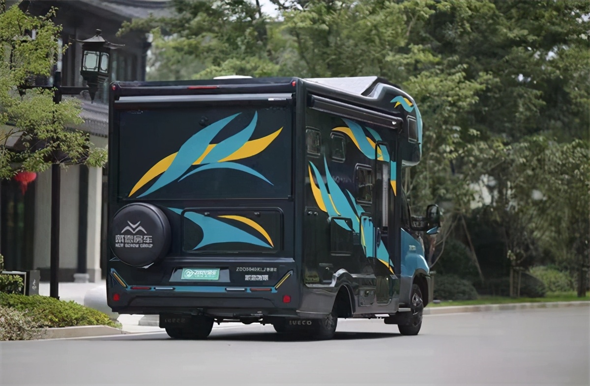 30天X24小时无忧用电缺陷为零戴德e途房车完美质量打造常青的品牌