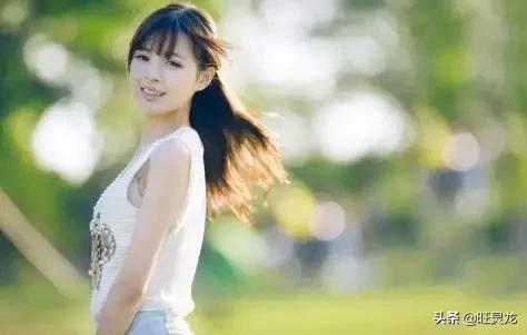 定焦镜头人像摄影师实操,50mm定焦如何拍摄人像